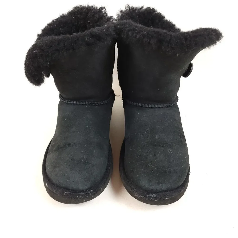 UGG Girls Bailey Button II Mini Boots Black Sheepskin Youth Size 2 #05006076